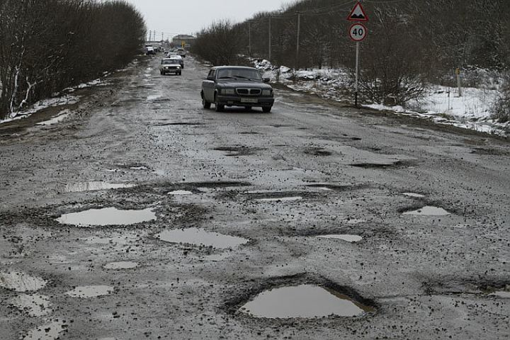 Суд обязал администрацию Тамбовского района отремонтировать дорогу
