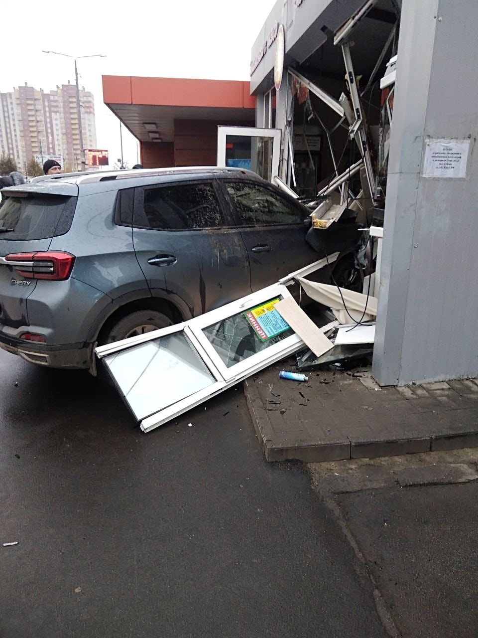 На севере Тамбова водитель «Черри» сбил девушку на остановке | 05.11.2022 |  Тамбов - БезФормата